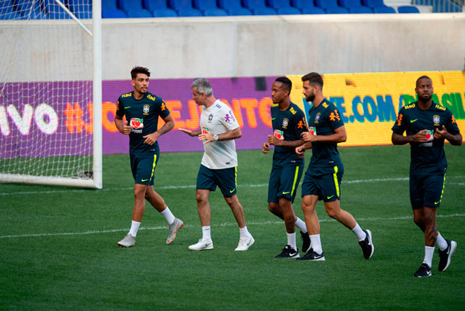 Seleção Brasileira entra em campo nesta sexta contra os EUA