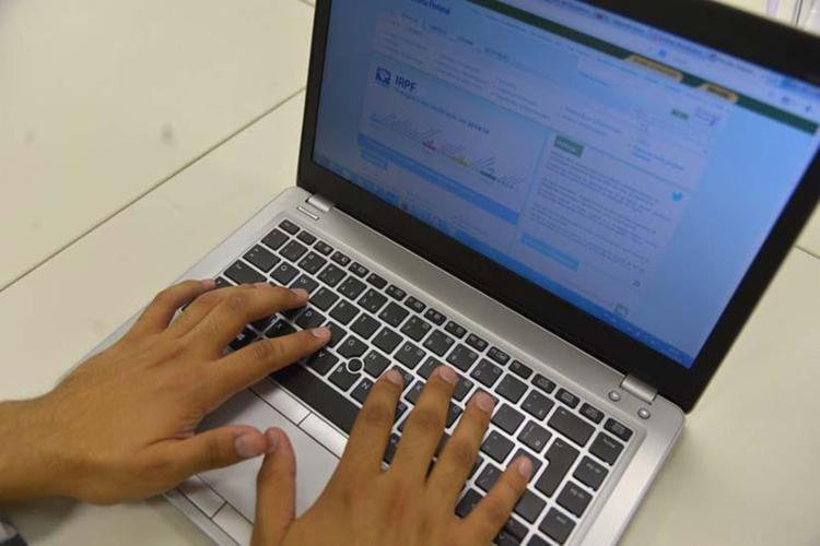 Receita libera segunda-feira consulta ao 4º lote de restituição do IR