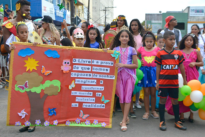 Desfile Cívico matense é marcado por apresentações culturais