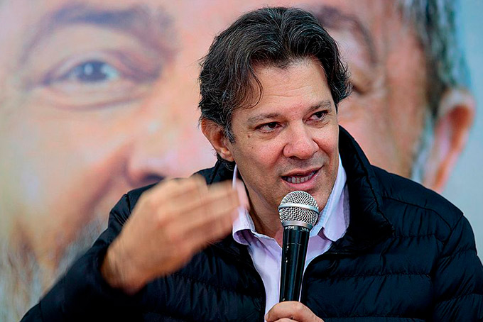 Haddad é confirmado como candidato do PT no lugar de Lula