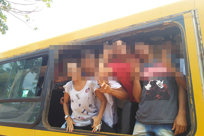 Morador denuncia ações de vandalismo e depredação em ônibus escolar