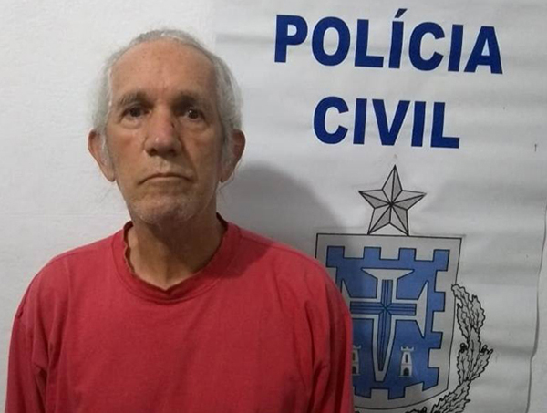 Idoso é preso por estrangular esposa com fio de eletrodoméstico