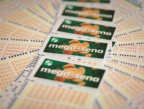 Mega-Sena: ninguém acerta e prêmio vai a R$ 5 milhões