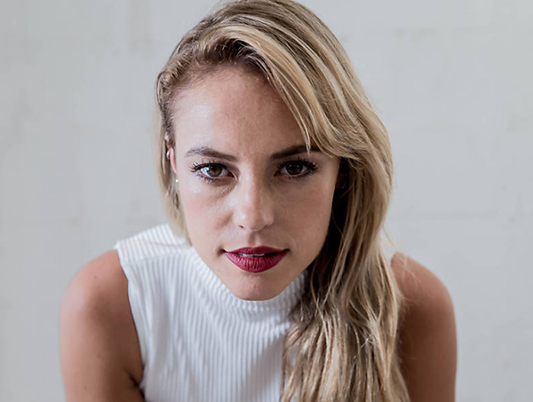 Paolla Oliveira fala sobre vazamento de fotos em que aparece seminua 