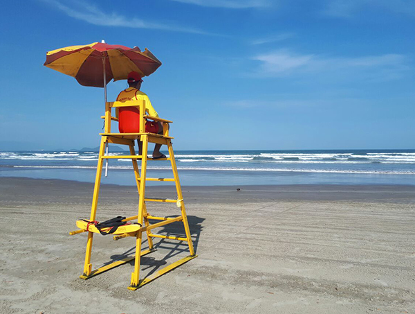 Praias do Litoral de Mata passam a contar com salva-vidas 