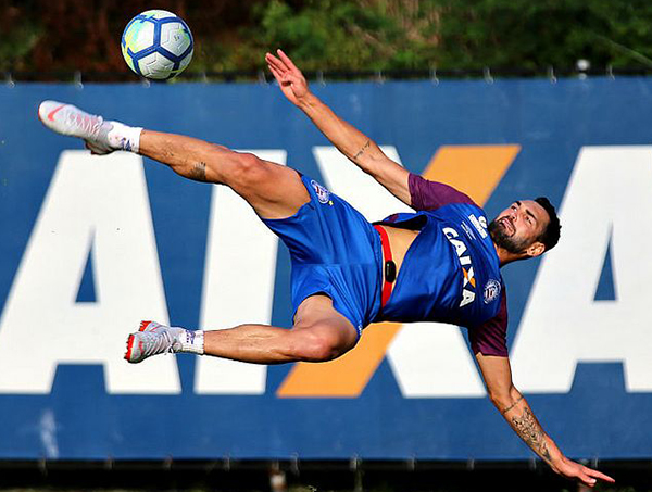 Gilberto tem média melhor que artilheiros do Bahia desde 2011