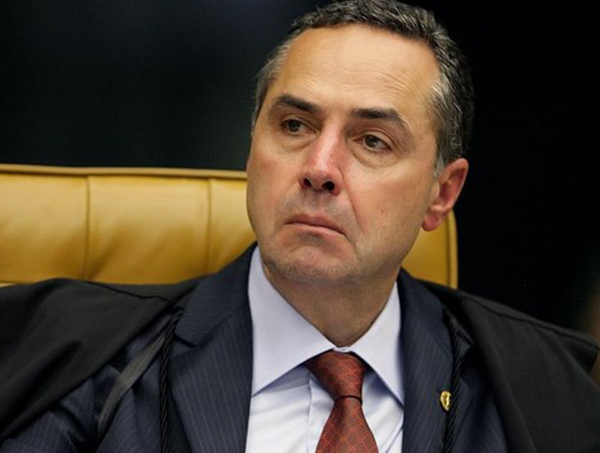 Decisão de Barroso impede indulto ao ex-presidente Lula