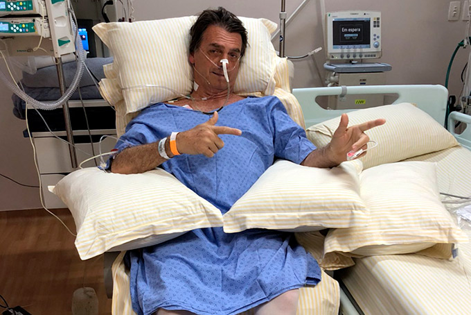 Médicos vetam entrevista online de Jair Bolsonaro