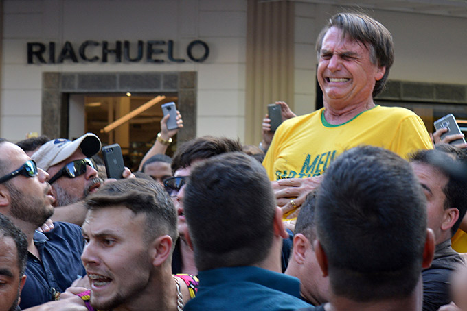 PF abre segundo inquérito para investigar agressão a Bolsonaro