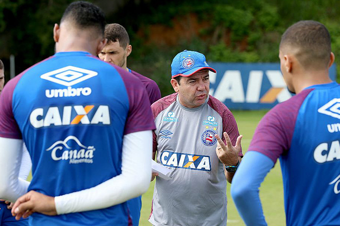 Bahia inicia montagem do time para enfrentar o Vasco