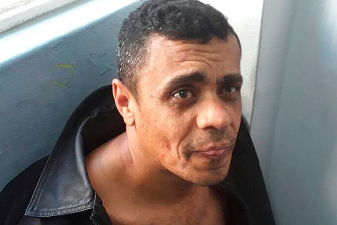 Homem que esfaqueou Bolsonaro agiu sozinho, diz PF