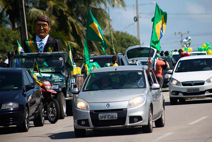 Grupo Pró-Bolsonaro faz carreata em Mata de São João neste sábado