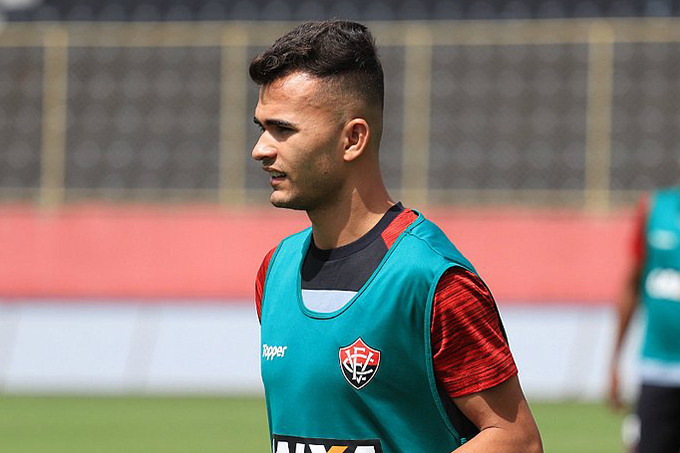 Reserva de luxo, Lucas Fernandes agora quer se firmar entre os 11