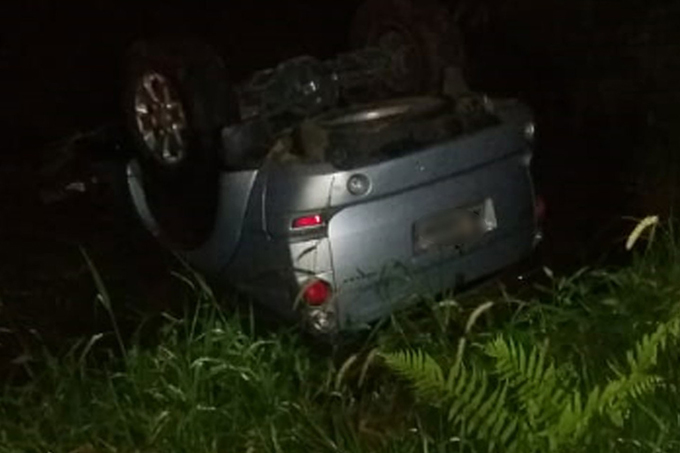 Carro do candidato ao governo de SP é alvo de disparos