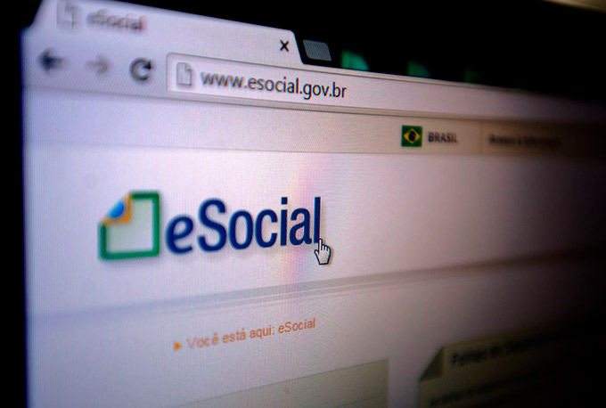 Começa a segunda fase do eSocial para empresas de médio porte