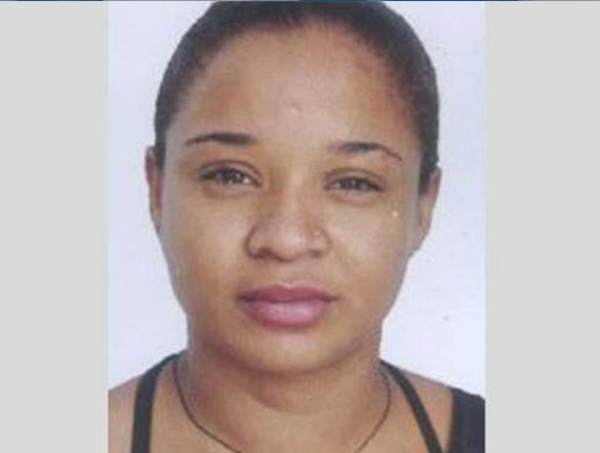 Mulher é morta a pedradas após sair de festa em bar