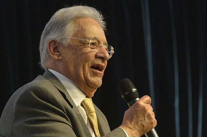 'Não estou vendendo a minha alma ao diabo', diz FHC