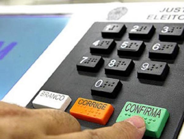 TSE desmente que urnas estão programadas para horário de verão