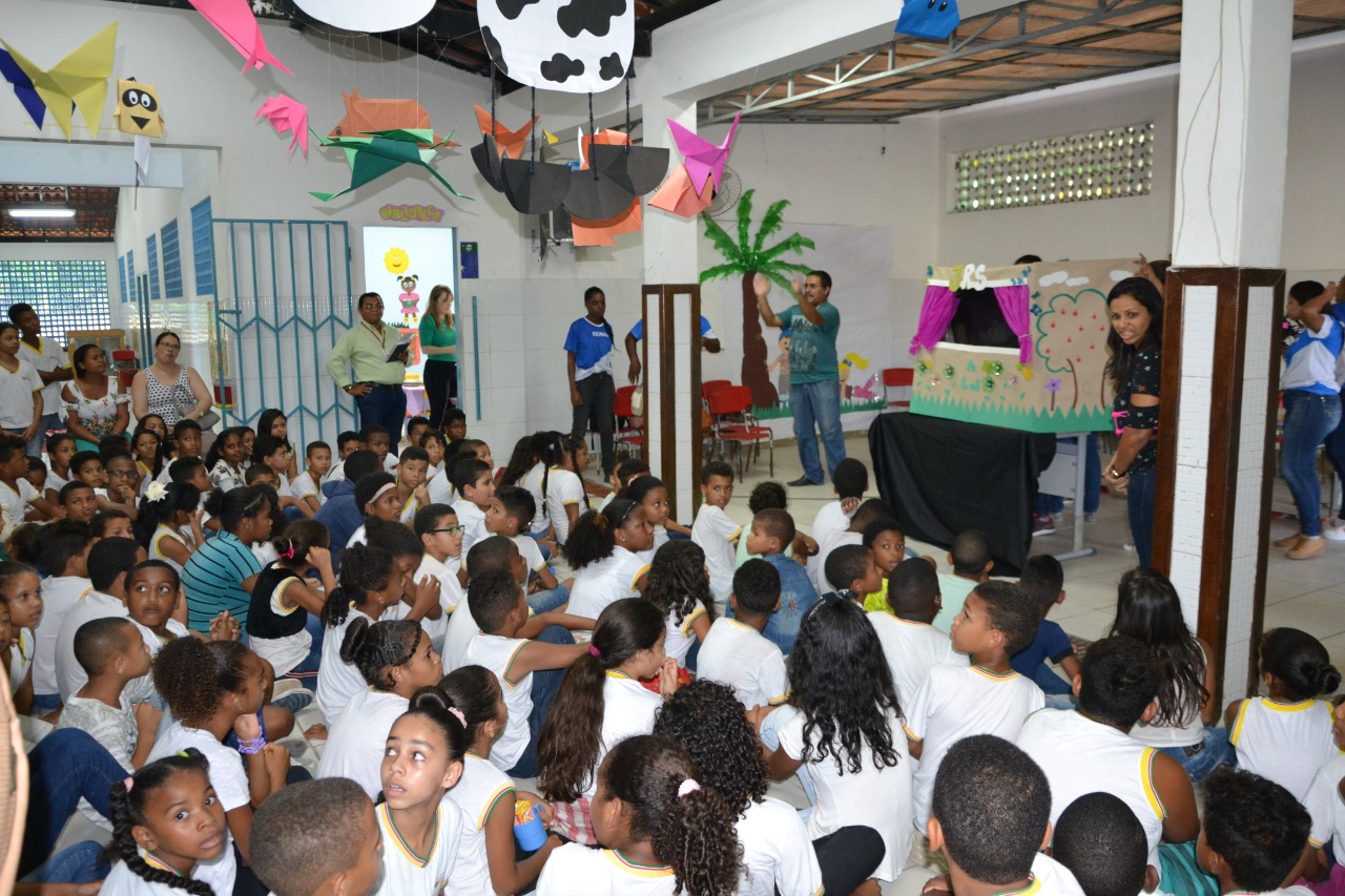 Prefeitura promove peça teatral visando à conscientização ambiental