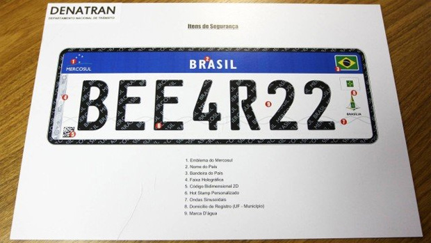 Emplacamento com o novo modelo do Mercosul volta a valer no país