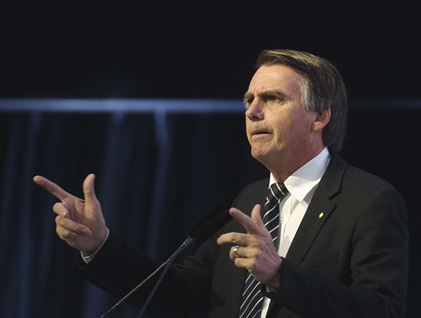 Bolsonaro diz que o sentimentos nas ruas é de vitória