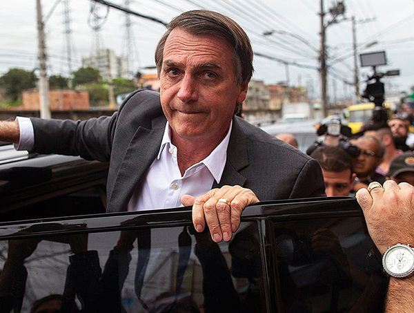 Bolsonaro diz que vai a Brasília para aprovar reforma da Previdência