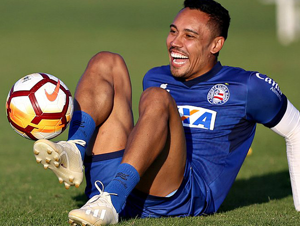 Contra o Furacão, tricolor tenta vaga inédita em semifinal