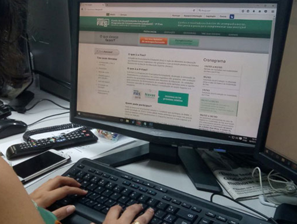 Mais de 500 mil estudantes poderão renegociar dívida do Fies