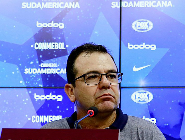 Enderson Moreira elogia atuação do Bahia: 'Estou muito orgulhoso'