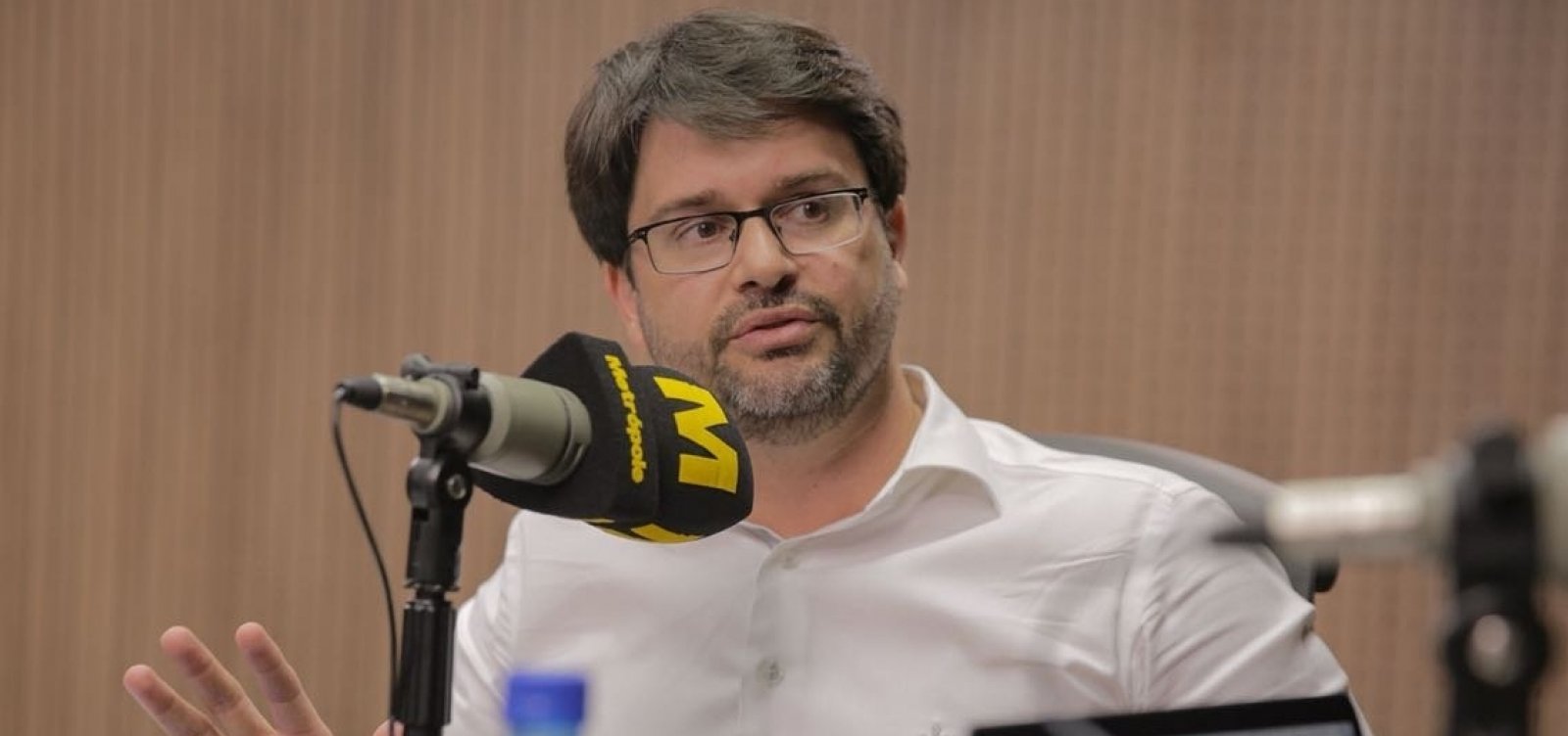 Presidente do Bahia diz que atual modelo do VAR traz 'insegurança'