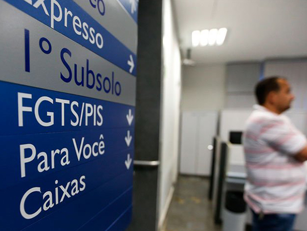 Trabalhadores com câncer de próstata podem sacar FGTS