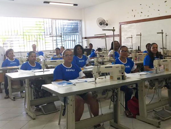  Prefeitura inicia cursos profissionalizantes ministrados pelo SENAI