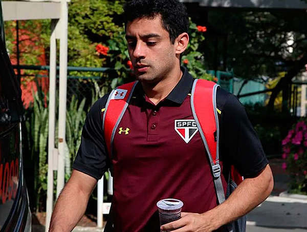 Novos suspeitos dizem que intenção era deixar jogador nu em estrada