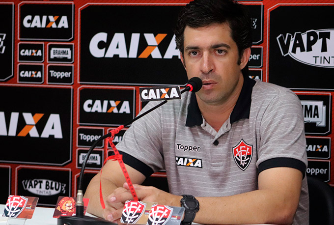 “Sabemos os pontos fortes e os pontos fracos”, garante Burse sobre o rival