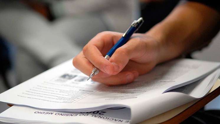 Enem tem 66 eliminados e 29,2% de ausentes no 2º dia de provas