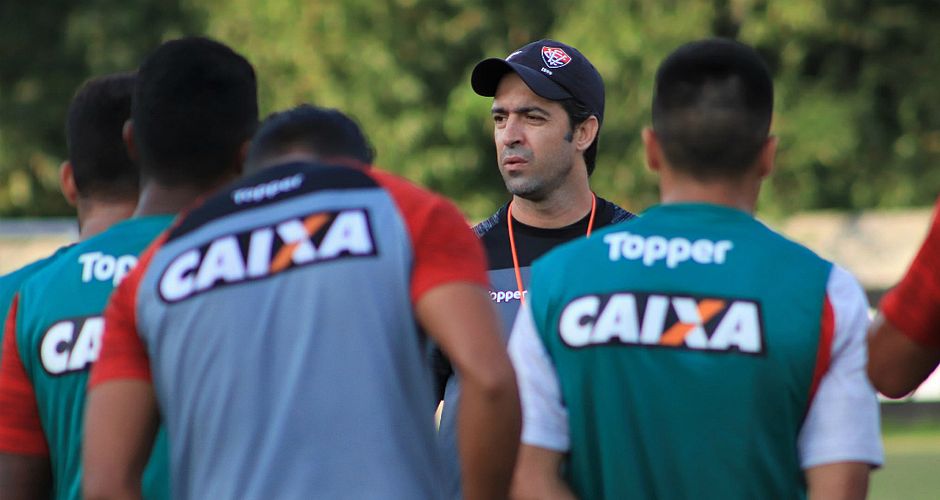 Após empate, técnico do Vitória diz que ficou satisfeito com resultado