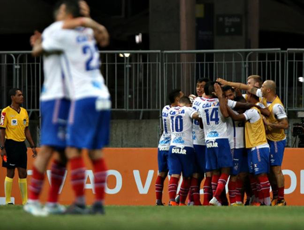 Bahia enfrenta o Fluminense na Arena Fonte Nova