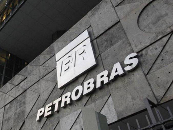 Propinas de R$ 68 mi beneficiaram PT e ex-dirigentes da Petrobras 