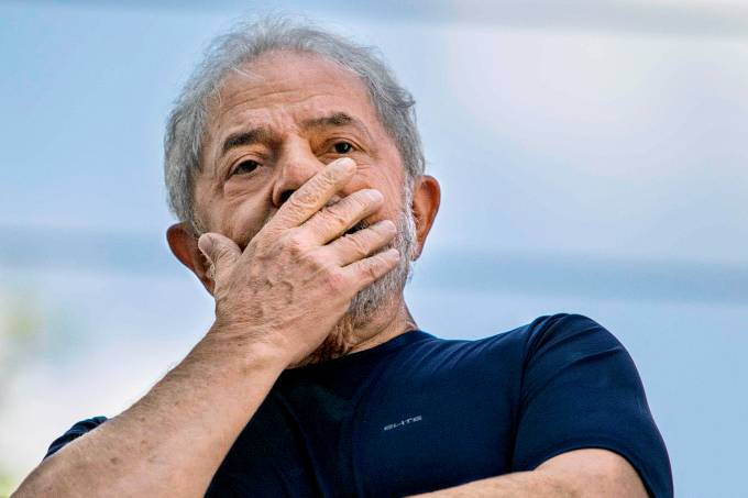 Lava Jato em SP denuncia Lula por lavagem de dinheiro 
