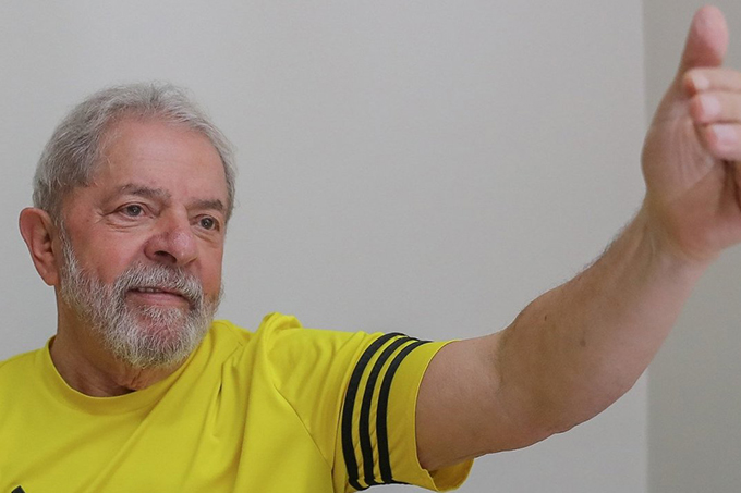Fachin libera para julgamento pedido de liberdade de Lula