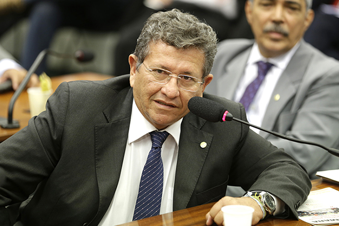 TSE indefere candidatura de Caetano e deputado perde novo mandato 