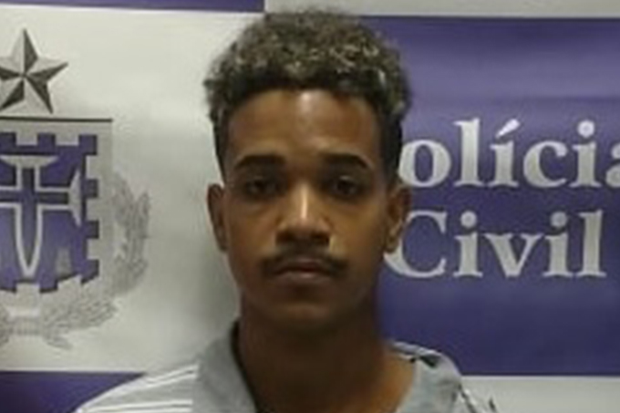 Motorista de app é atingido com golpes de faca na cabeça durante assalto