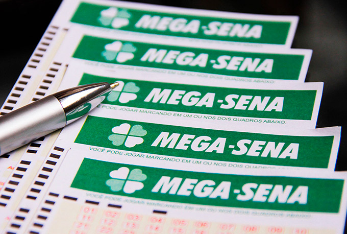 Mega-Sena não tem acertador; prêmio vai para R$ 6 milhões
