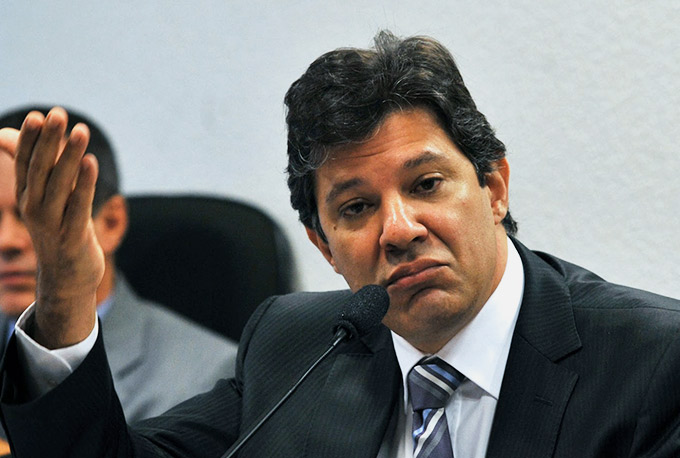 Haddad diz que Brasil pode crescer com governo liberal de Bolsonaro