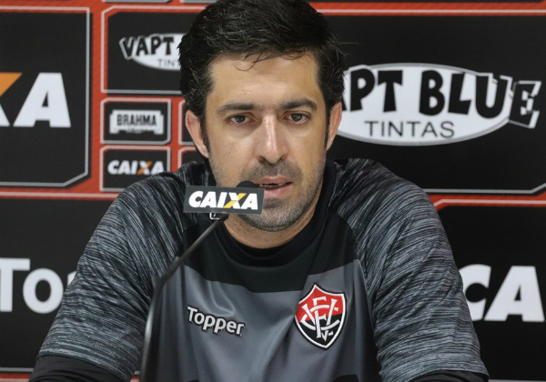 Burse se desculpa pelo desempenho e afirma: ‘Estamos trabalhando muito sério’