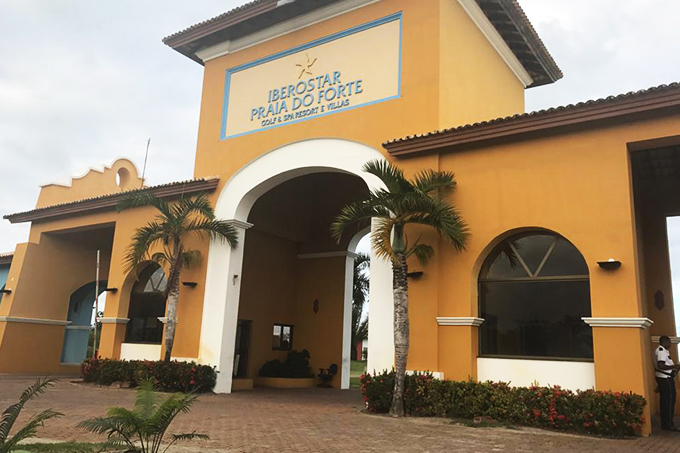 Eletricista morre durante serviço no Iberostar em Praia do Forte 