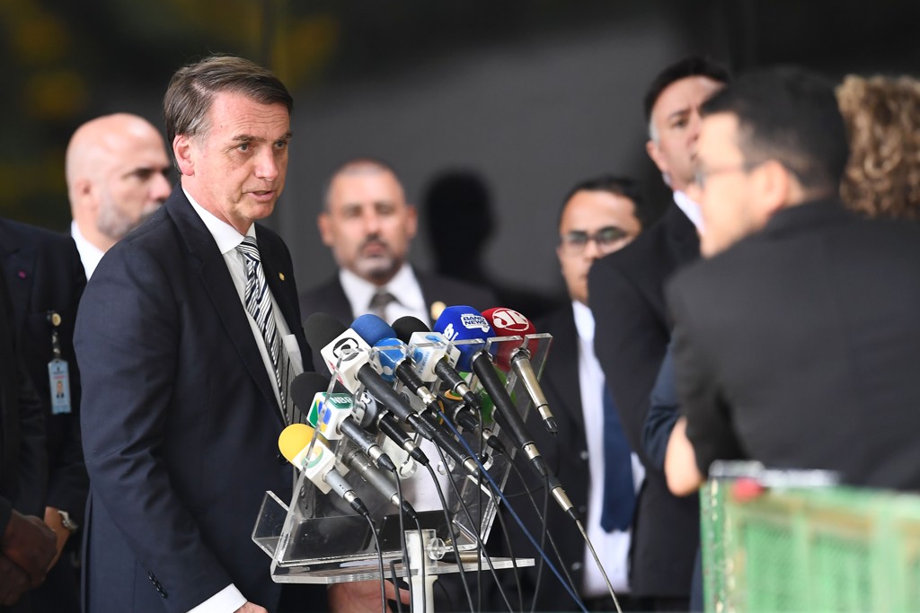 Bolsonaro proporá alteração no sistema de votação eleitoral