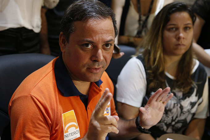 Prefeito de Niterói é preso em operação da Lava Jato no Rio