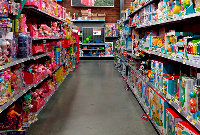 Cuidados na compra de brinquedos para crianças pode evitar acidentes
