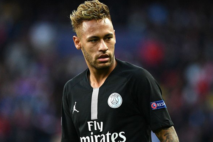 Neymar passa por exames e será desfalque do PSG em jogo da Liga Francesa